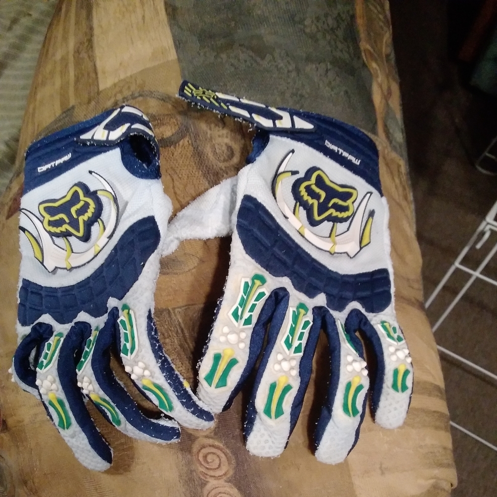 Fox racing authentic dirtpaw motocross and atv gloves ,used vintage,